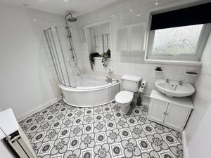 Photo 19- click for photo gallery